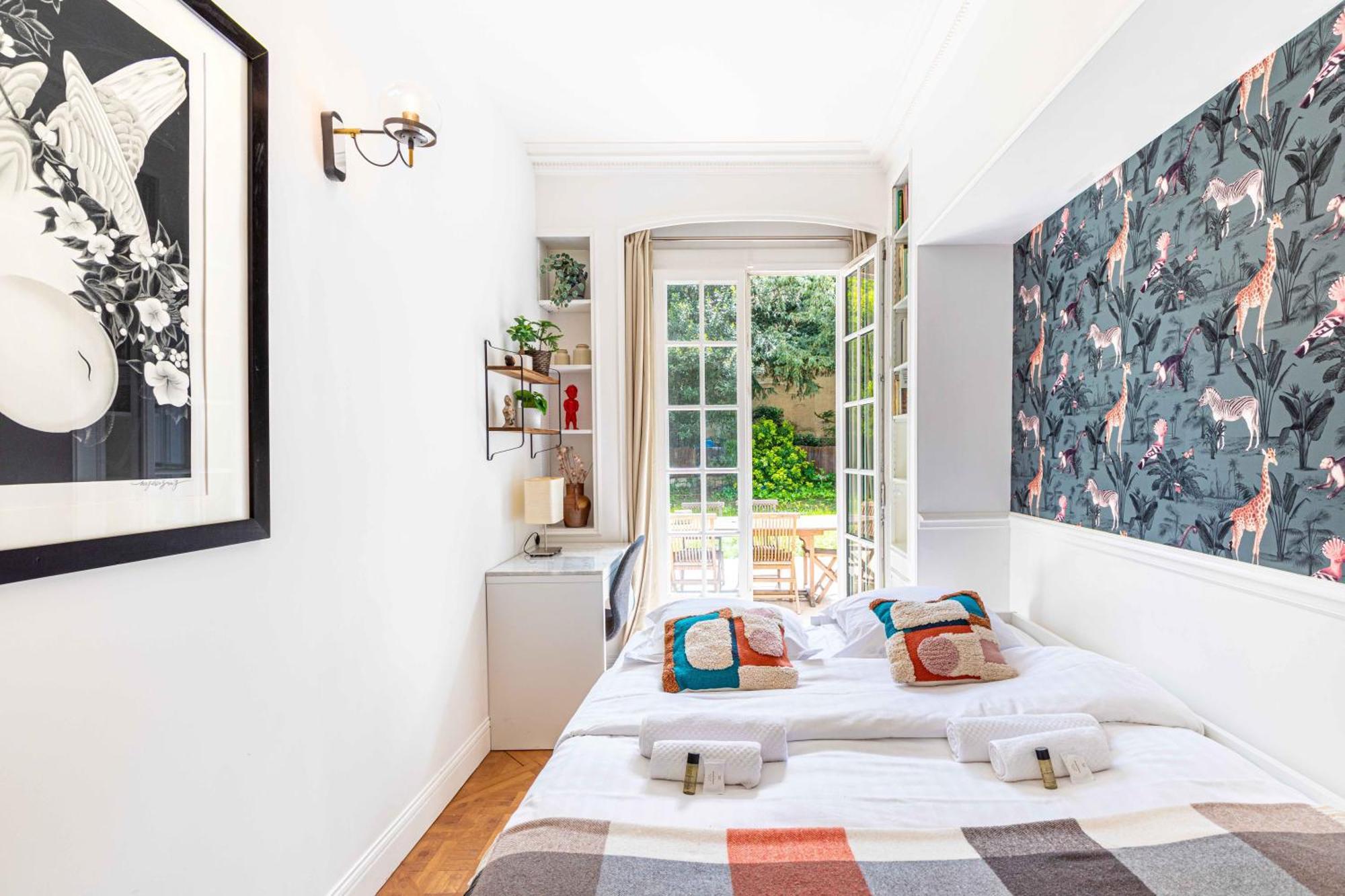 Grand & Classy Apartment With Private Garden, Villa Des Ammonites Мёдон Экстерьер фото