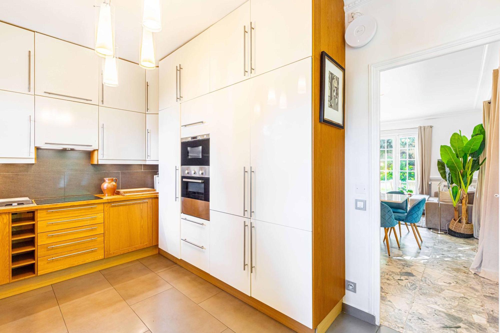 Grand & Classy Apartment With Private Garden, Villa Des Ammonites Мёдон Экстерьер фото